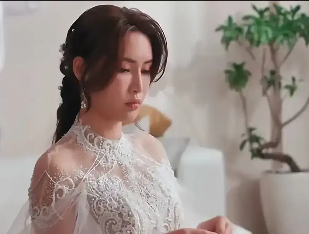 《苏畅-小凤新婚》完整未删减版-艾熙倾情演绎怀旧台味风情-苏畅-小凤新婚4K高清无码免费在线观看-夸克网盘资源下载