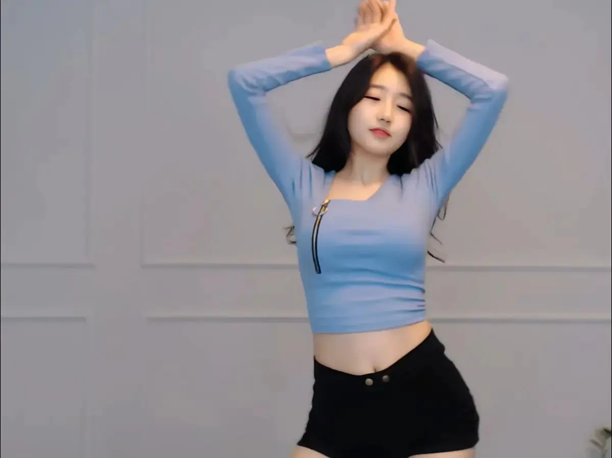 OnlyFans每日大赛徐雅终极剪辑 - 8月加长版高能瞬间完整呈现 - 无删减在线抢先看 - 动漫爆款免费播放