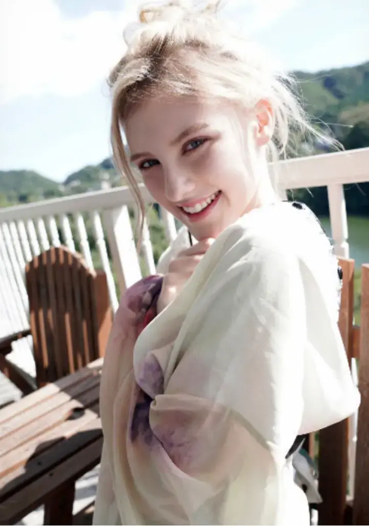《Melody Marks》北欧妖精少女忠诚无删减-《Melody Marks》欧美艺人未删减完整版在线-高清4K/1080P夸克网盘资源下载