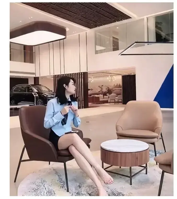 佳木斯新玛特迪桑特女销售事件完整现场视频在线观看-迪桑特导购事件后续结果-免费播放全网震惊
