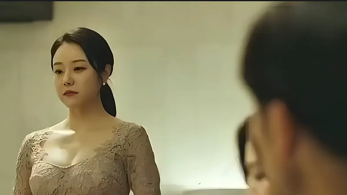 韩国伦理剧《漂亮的保姆》无删减版全集播放-漂亮的保姆HD1080P高清画质-家庭禁忌剧情免费在线观看